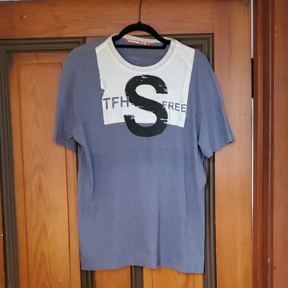 Casual Blue and White Short Sleeve Tee with Bold Front Design